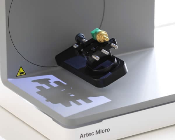 Artec 3D Scanner used on aerospace components and artistic sculptures